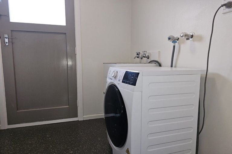 Photo of property in 4/18 Lambley Road, Titahi Bay, Porirua, 5022