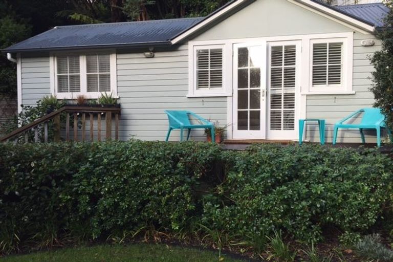 Photo of property in 56 Glen Road, Kelburn, Wellington, 6012