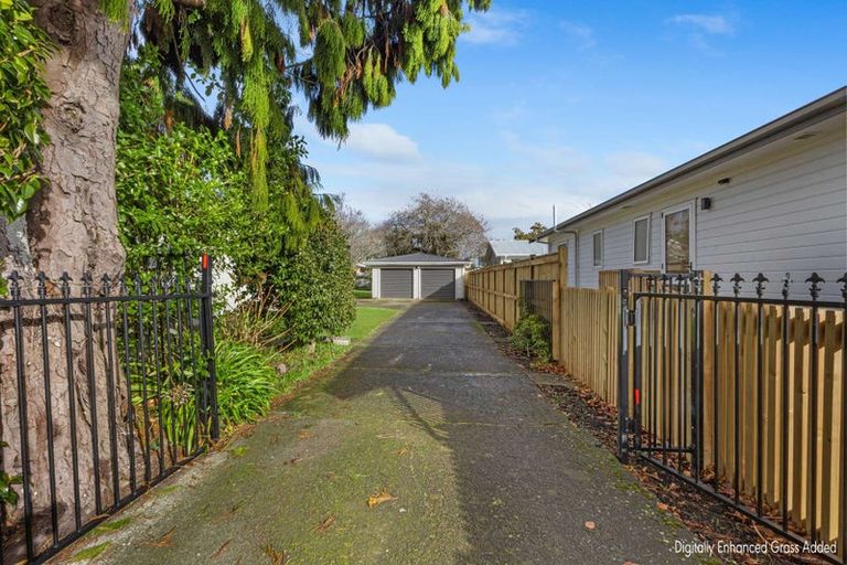 Photo of property in 439 Broadway, Stratford, 4332