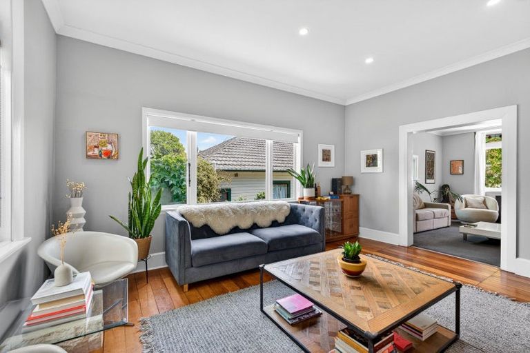 Photo of property in 23 Cameron Road, Bluff Hill, Napier, 4110