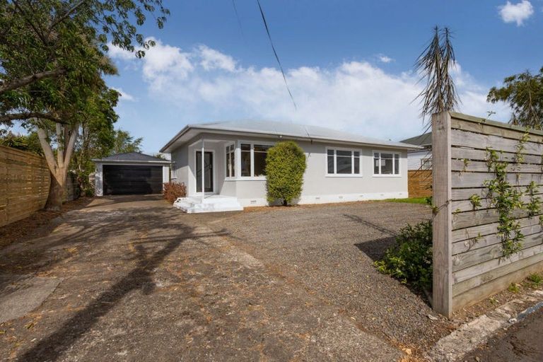 Photo of property in 43 Swinburn Street, Dannevirke, 4930