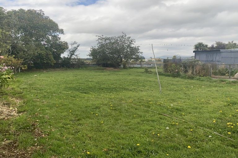 Photo of property in 11 May Street, Waiwera South, Clinton, 9584