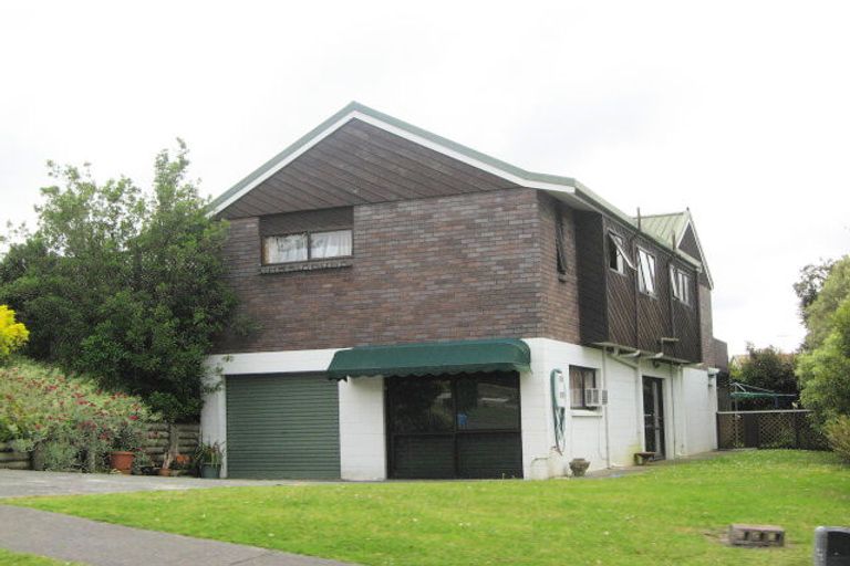 Photo of property in 1 Kenneth Hopper Place, Manly, Whangaparaoa, 0930