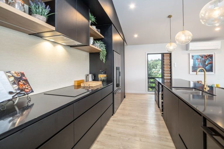 Photo of property in 52 Cross Creek Road, Western Lake, Featherston, 5773