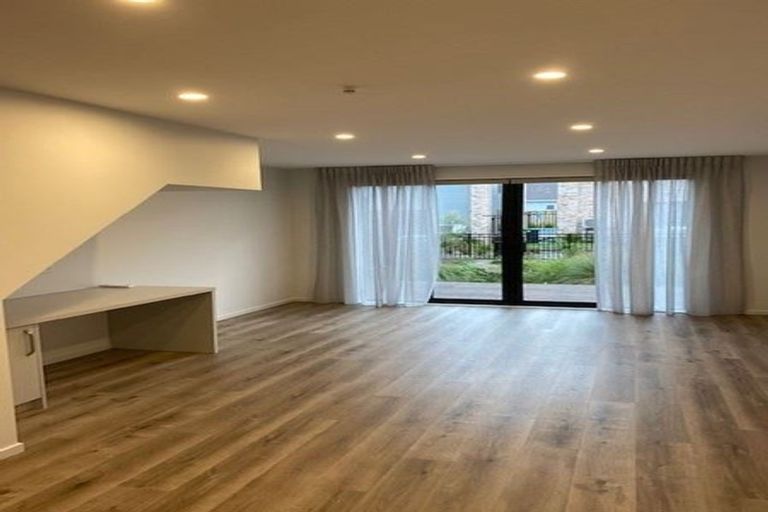 Photo of property in 2/35 Webb Street, St Albans, Christchurch, 8014