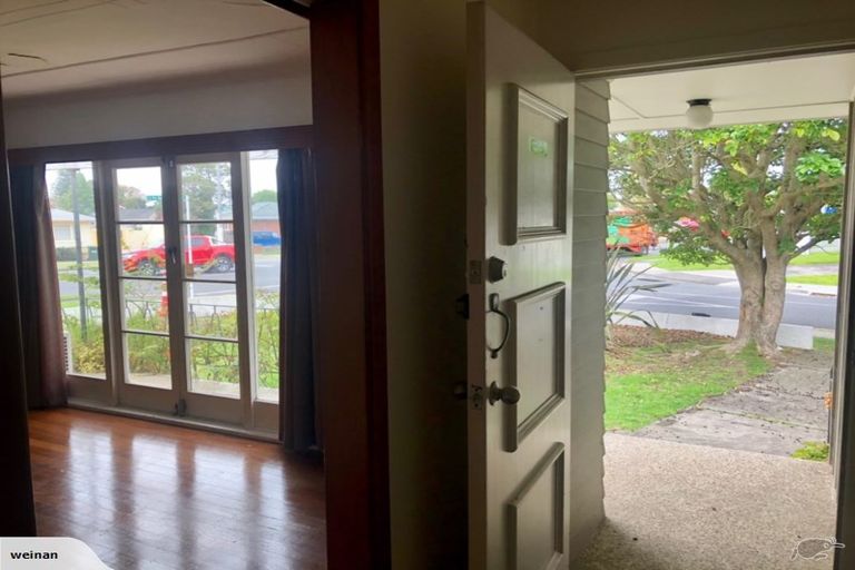 Photo of property in 34 Lincoln Road, Henderson, Auckland, 0610