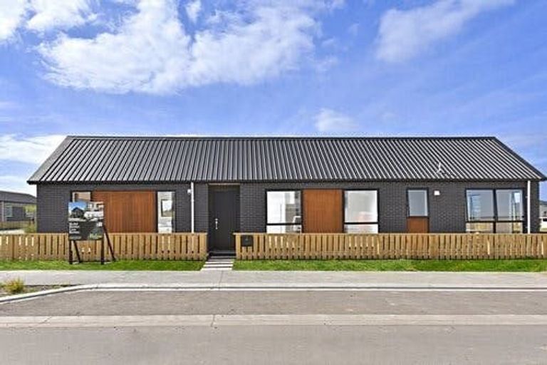 Photo of property in 1 Herekino Street, Westgate, Auckland, 0814