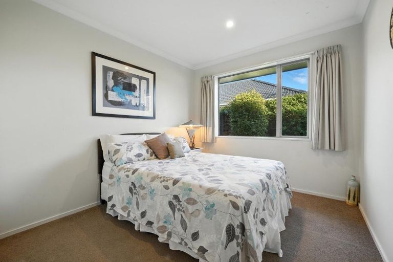 Photo of property in 4 Ashview Place, Rangiora, 7400