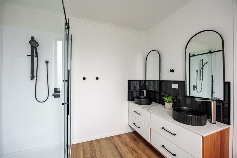 Photo of property in 4 Taruna Place, Havelock North, 4130