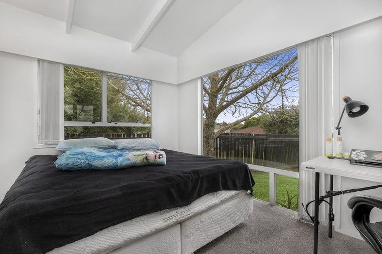 Photo of property in 1/14 Hobart Crescent, Wattle Downs, Auckland, 2103