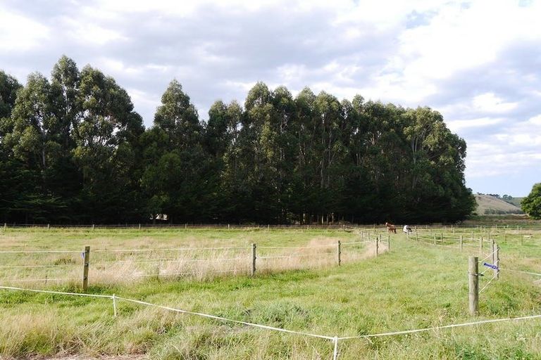 Photo of property in 37 Goodwood Road, Goodwood, Palmerston, 9481