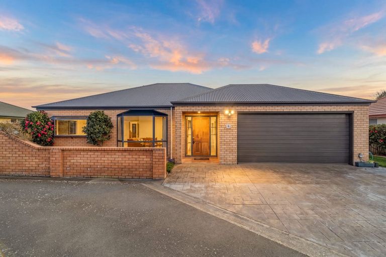 Photo of property in 6 Virtue Place, Bishopdale, Christchurch, 8053