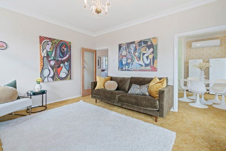 Photo of property in 39 Coates Street, Tawa, Wellington, 5028