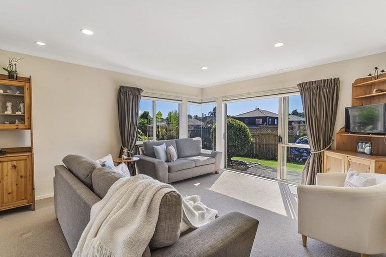 Photo of property in 1/117 Wellington Street, Howick, Auckland, 2014