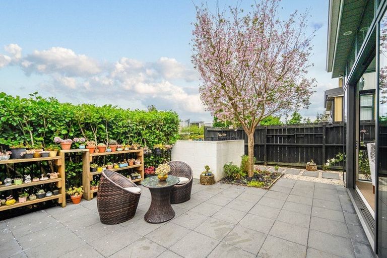 Photo of property in 67 Battalion Drive, Papakura, 2110