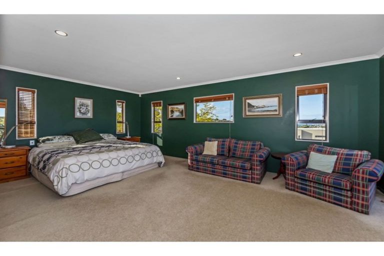 Photo of property in 19 Javelin Close, Gulf Harbour, Whangaparaoa, 0930