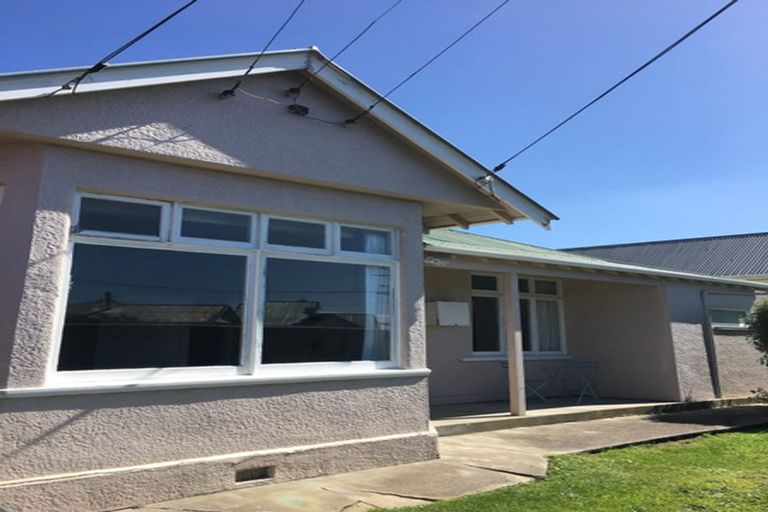 Photo of property in 74 Hargest Crescent, Saint Clair, Dunedin, 9012