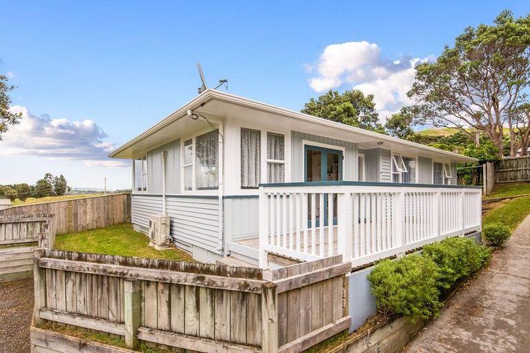 Photo of property in 165 Rawhiti Road, Pukerua Bay, 5026