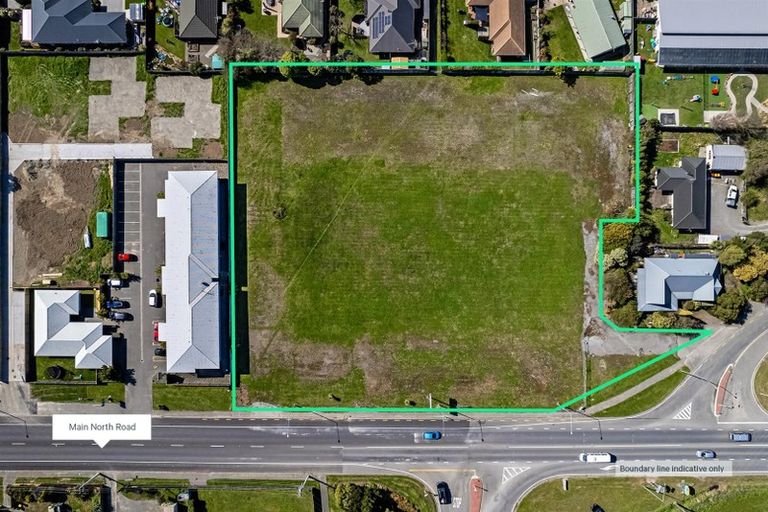 Photo of property in 2 Main North Road, Woodend, 7610