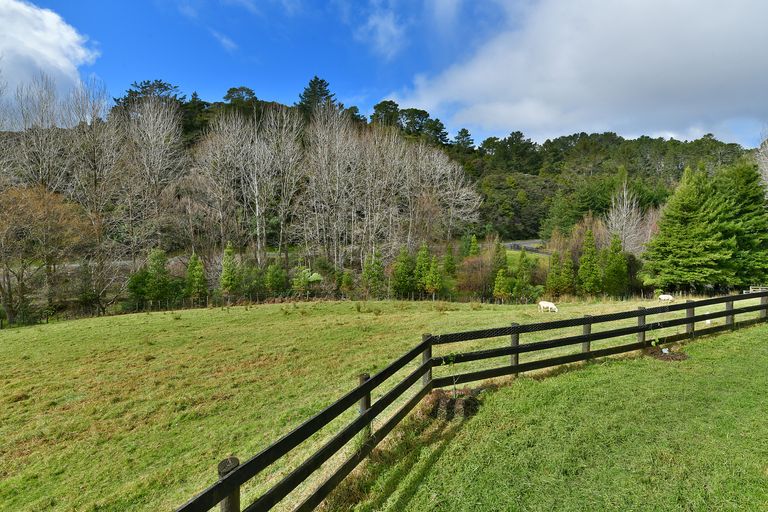 Photo of property in 80 Tunnel Road, Puhoi, Warkworth, 0994