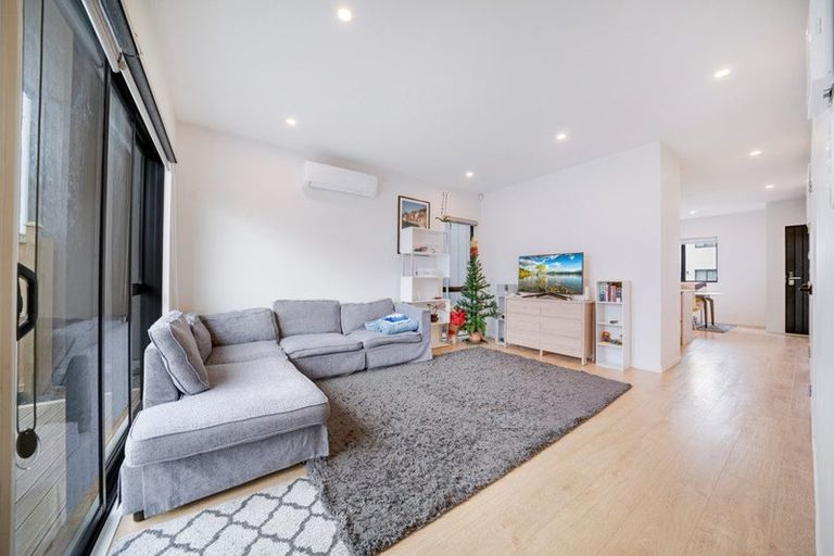 Photo of property in 73 Kairakau Street, Papakura, 2110