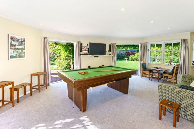 Photo of property in 430 Te Moana Road, Waikanae, 5036