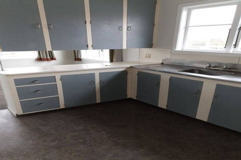 Photo of property in 34 Titoki Street, Castlecliff, Whanganui, 4501