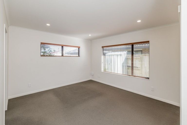Photo of property in 91a Queen Street West, Levin, 5510