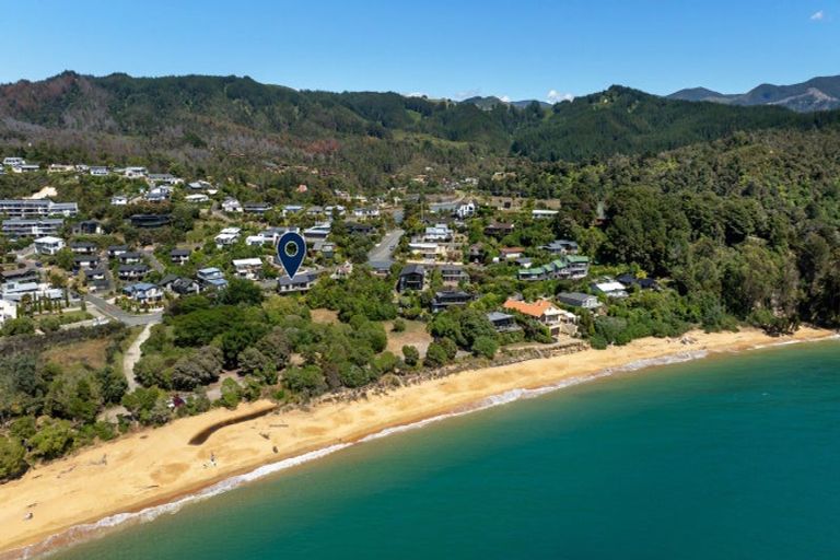 Photo of property in 19 Rowling Road, Kaiteriteri, Motueka, 7197