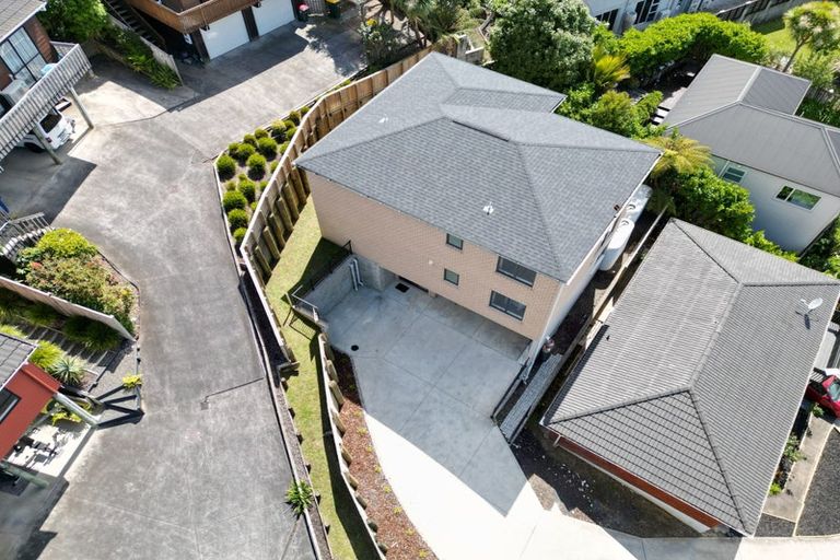 Photo of property in 34a Sovereign Place, Glenfield, Auckland, 0629