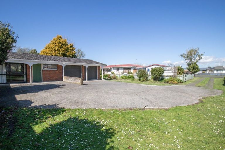 Photo of property in 3 Ranui Street, Ngatea, 3503