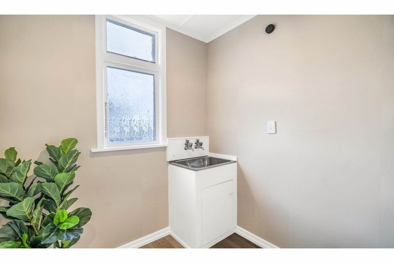 Photo of property in 33 Price Street, Grasmere, Invercargill, 9810