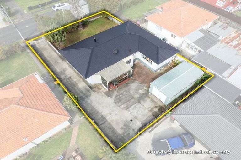 Photo of property in 10 Oxford Road, Manurewa, Auckland, 2102
