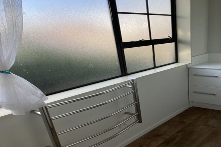 Photo of property in 136 Karori Road, Karori, Wellington, 6012