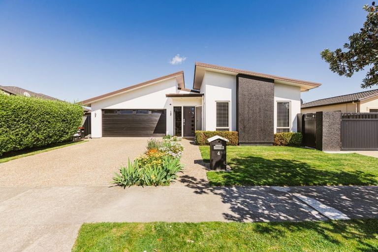 Photo of property in 4 Tasman Drive, Poraiti, Napier, 4112