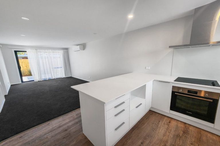 Photo of property in 5b Bathurst Street, Silverstream, Upper Hutt, 5019