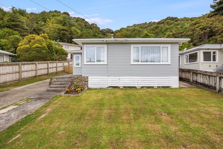Photo of property in 71 Petrie Street, Wainuiomata, Lower Hutt, 5014