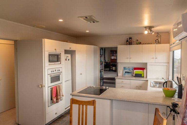 Photo of property in 327 Princes Drive, Britannia Heights, Nelson, 7010