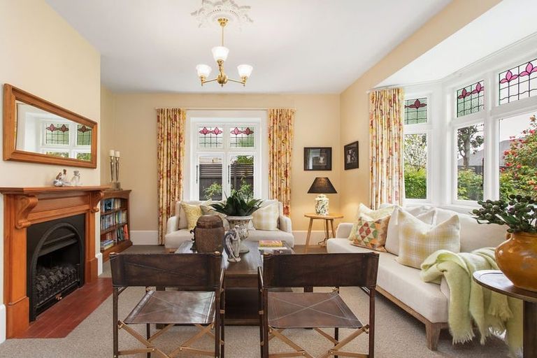 Photo of property in 106 Fendalton Road, Fendalton, Christchurch, 8014