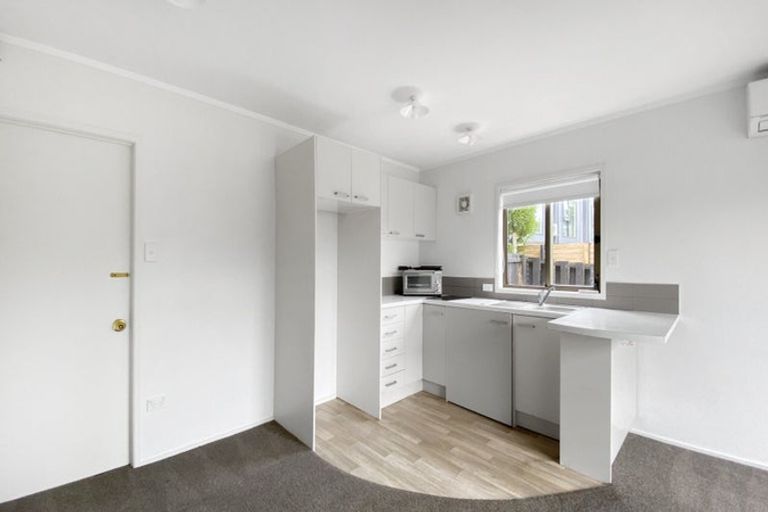 Photo of property in 124 Stapleford Crescent, Browns Bay, Auckland, 0630