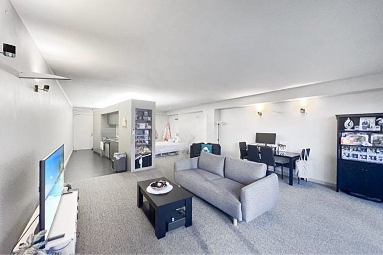 Photo of property in Gerondis Bldg Apartments, 305/60 Willis Street, Wellington Central, Wellington, 6011