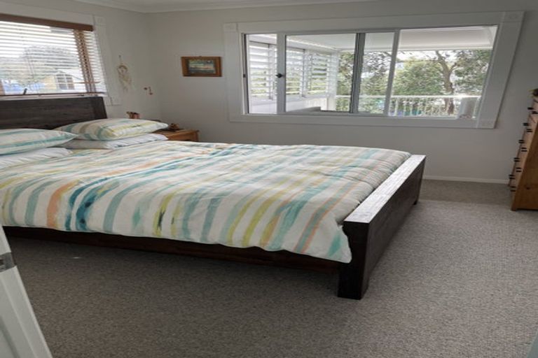 Photo of property in 12 Tuhua Place, Bowentown, Waihi Beach, 3177