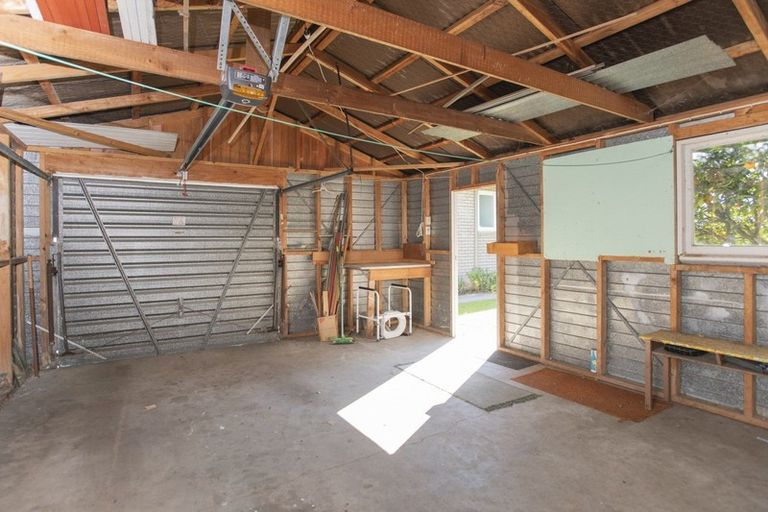 Photo of property in 38 Totara Street, Te Hapara, Gisborne, 4010