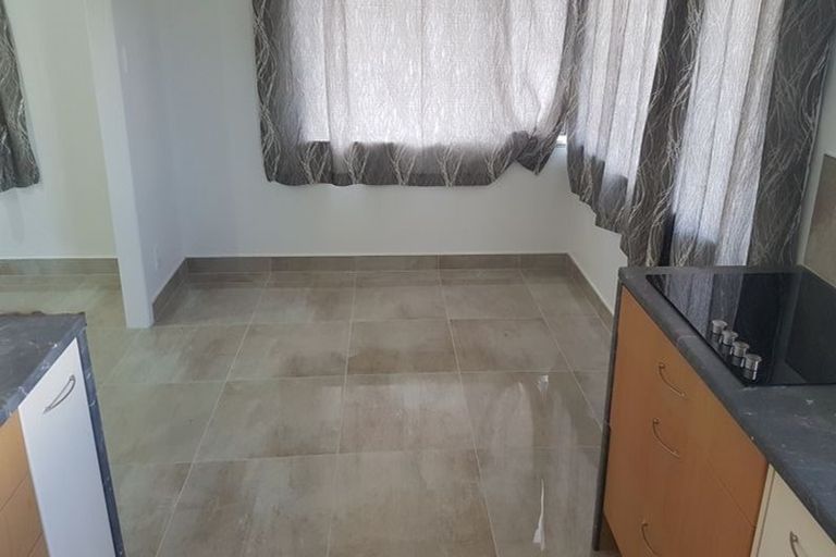 Photo of property in 206 Russell Road, Manurewa, Auckland, 2102