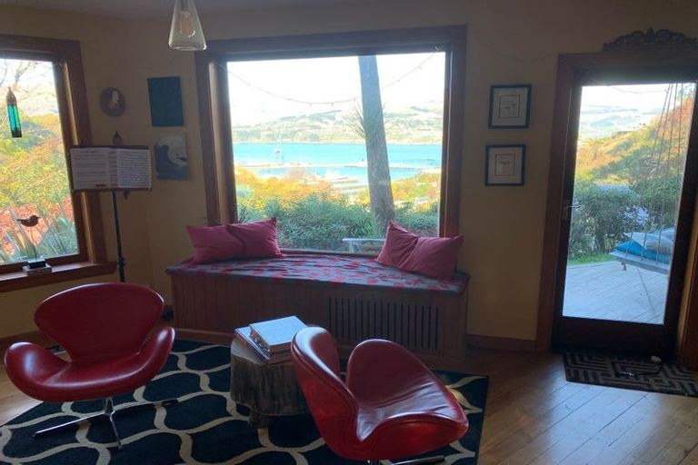 Photo of property in 57 Hawkhurst Road, Lyttelton, 8082