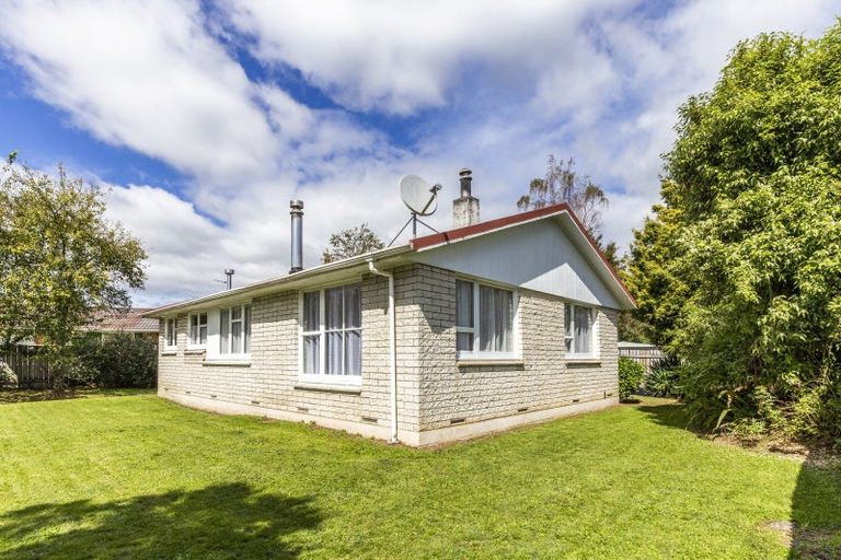 Photo of property in 9 Te Wharekaihua Grove, Turangi, 3334
