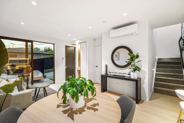 Photo of property in 21b Acacia Road, Torbay, Auckland, 0632