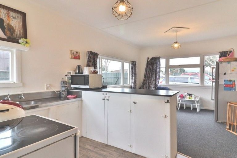 Photo of property in 175 Ferguson Street, West End, Palmerston North, 4412
