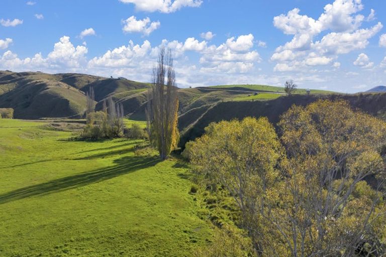 Photo of property in 67 Macraes Road, Waynes, Palmerston, 9483