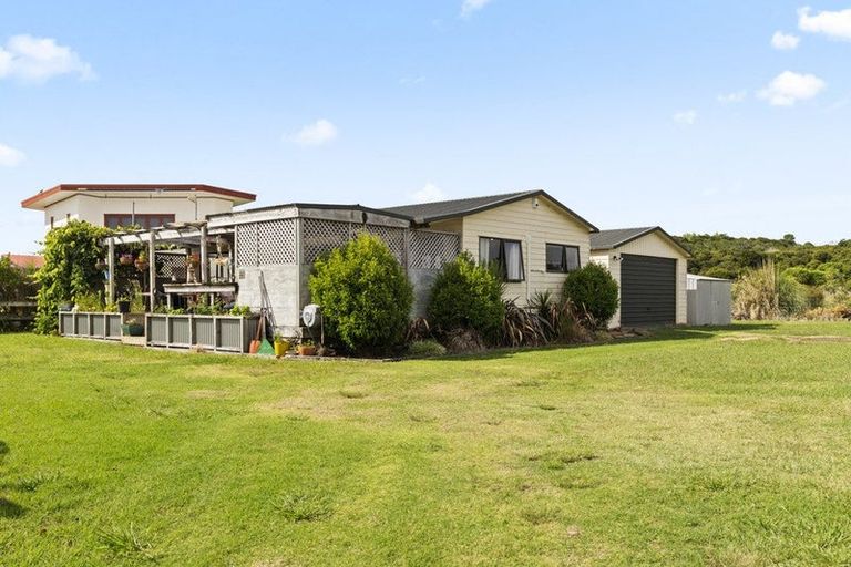 Photo of property in 309 Big Bay Road, Manukau Heads, Waiuku, 2684